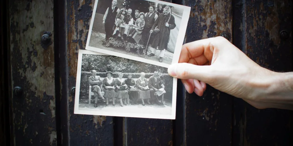 How to digitally preserve your old photographs